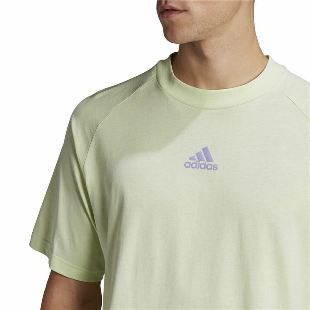 Adidas Essentials Brandlove miesten lyhythihainen T-paita, keltainen hinta ja tiedot | Miesten urheiluvaatteet | hobbyhall.fi