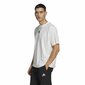 Adidas Essentials Brandlove miesten lyhythihainen T-paita, valkoinen hinta ja tiedot | Miesten urheiluvaatteet | hobbyhall.fi