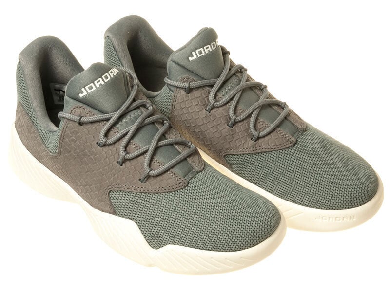 Jordan j23 low nike miehet grey 905288003 hinta ja tiedot | Miesten urheilu- ja vapaa-ajan kengät | hobbyhall.fi