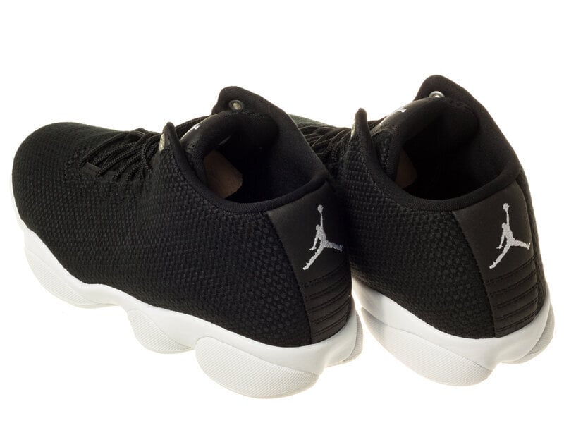 Jordan horizon low nike miehet black 845098006 hinta ja tiedot | Miesten urheilu- ja vapaa-ajan kengät | hobbyhall.fi