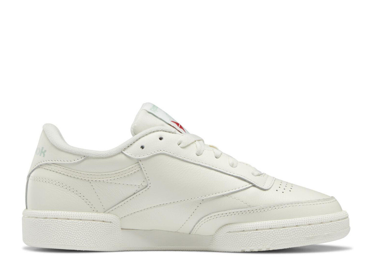 Club c 85 reebok 100025378 moterims smelio spalvos naiset beige 100025378 hinta ja tiedot | Naisten urheilu- ja vapaa-ajan kengät | hobbyhall.fi