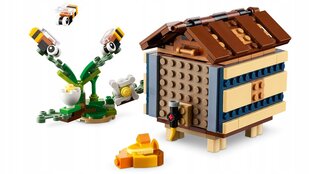 Lego Creator 31143 Birdhouse hinta ja tiedot | LEGOT ja rakennuslelut | hobbyhall.fi