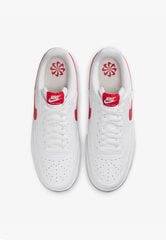 Nike Jalkineet Nk Court Vision Lo Nn Ess White Red HF1744 101 HF1744 101/8 hinta ja tiedot | Miesten urheilu- ja vapaa-ajan kengät | hobbyhall.fi