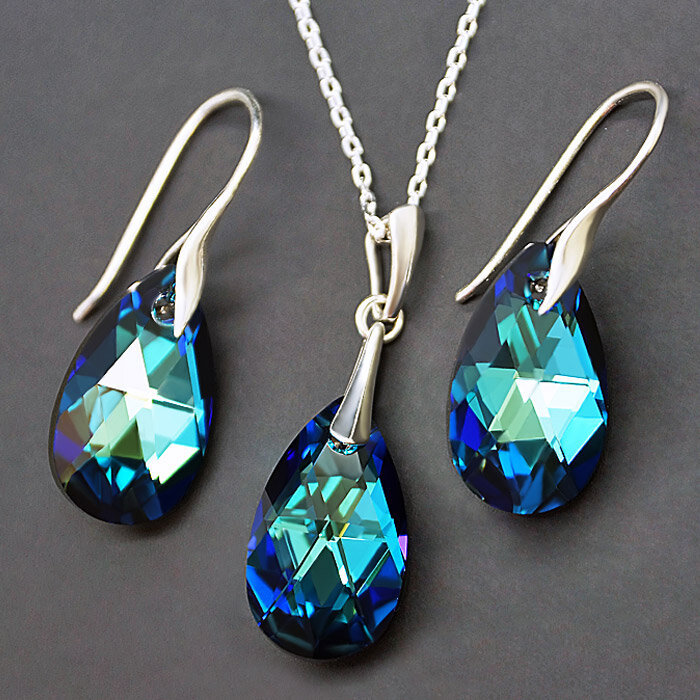 Серебряный комплект "Барокко (Bermuda Blue)" с кристаллами Swarovski™ hinta ja tiedot | Korusetit | hobbyhall.fi