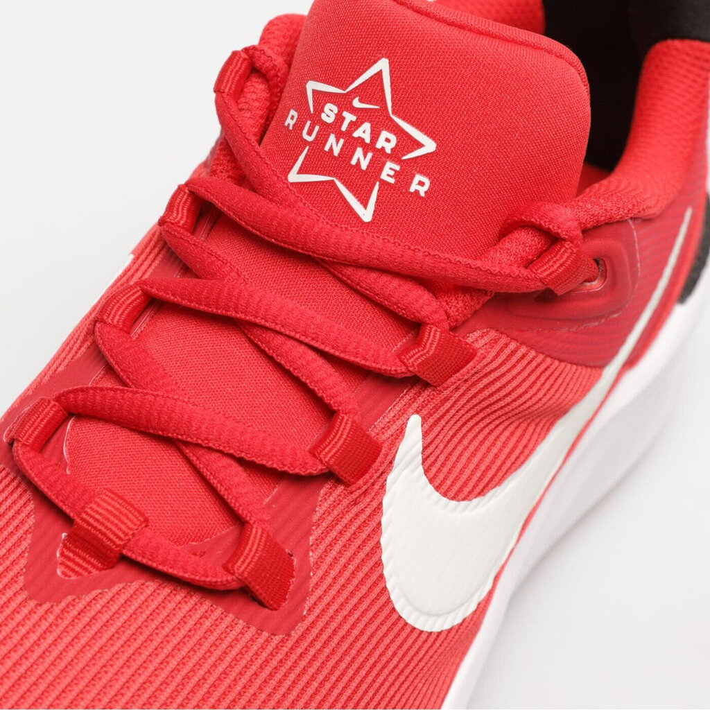 Nike Jalkineet Nk Star Runner 4 Nn Red DX7615 600 DX7615 600/4.5 hinta ja tiedot | Lasten urheilukengät | hobbyhall.fi