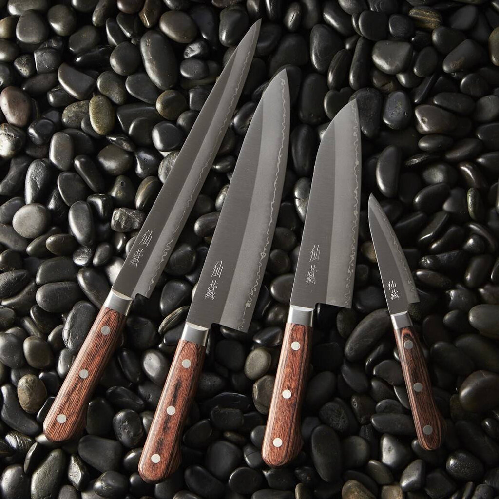 Suncraft SENZO CLAD Santoku keittiöveitsi 165 mm [AS-01]. hinta ja tiedot | Veitset ja tarvikkeet | hobbyhall.fi