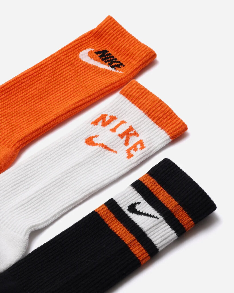 Nike Sukat U Nk Ed Pls Csh Cwr 3P White Black Orange DX7665 903 hinta ja tiedot | Miesten sukat | hobbyhall.fi