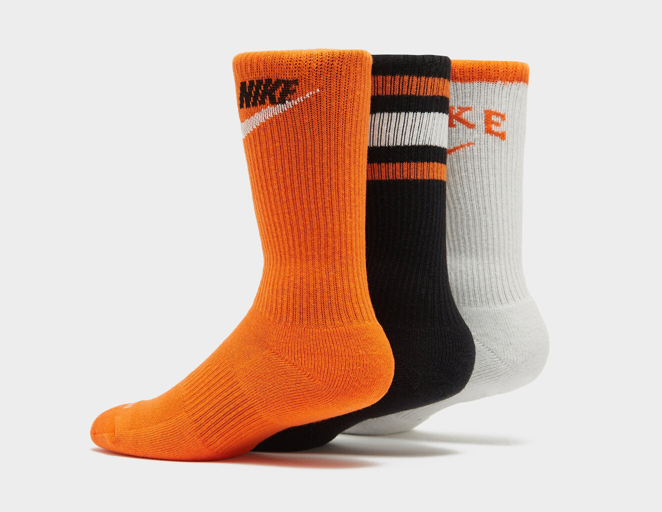 Nike Sukat U Nk Ed Pls Csh Cwr 3P White Black Orange DX7665 903 hinta ja tiedot | Miesten sukat | hobbyhall.fi