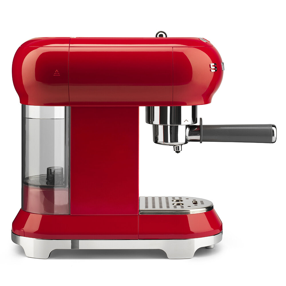 Espressokone Smeg, 50-luvun retro, punainen hinta ja tiedot | Kahvinkeittimet ja kahvikoneet | hobbyhall.fi