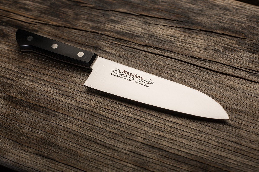 Masahiro BWH Santoku-veitsi 175mm [14023]. hinta ja tiedot | Veitset ja tarvikkeet | hobbyhall.fi