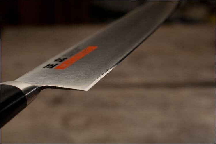 Masahiro MV-H Santoku-veitsi 175mm [14923]. hinta ja tiedot | Veitset ja tarvikkeet | hobbyhall.fi