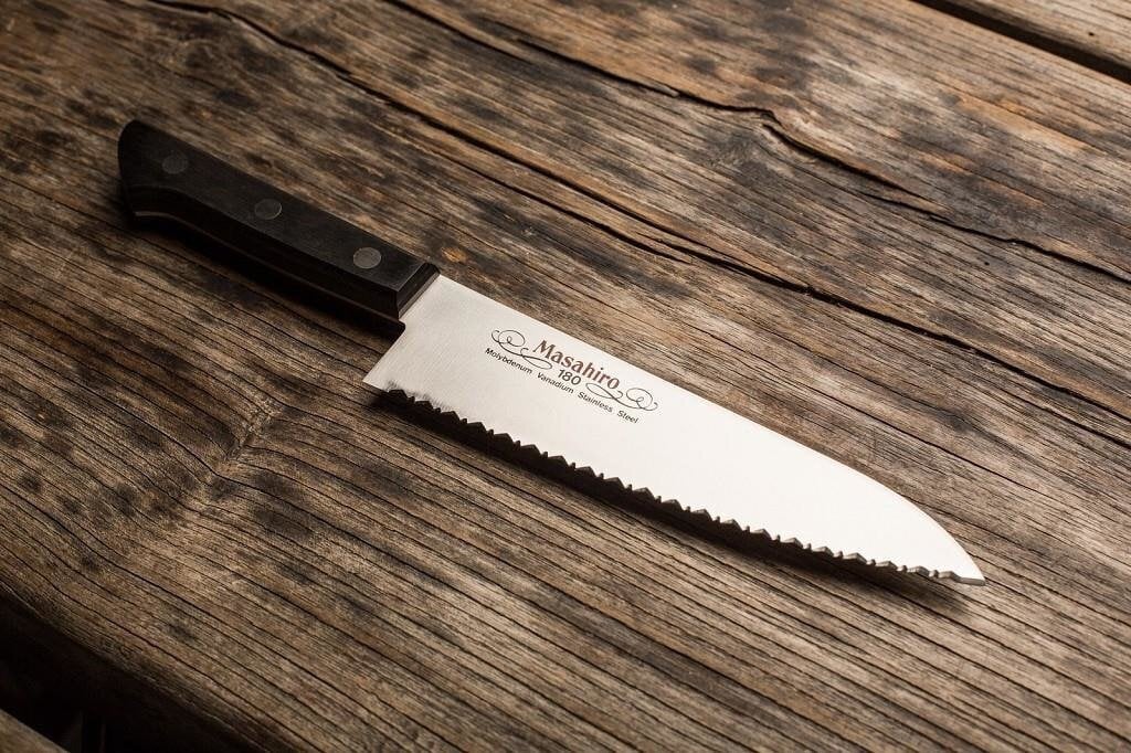 Masahiro BWH Santoku Wave Edge 165mm veitsi [14039]. hinta ja tiedot | Veitset ja tarvikkeet | hobbyhall.fi