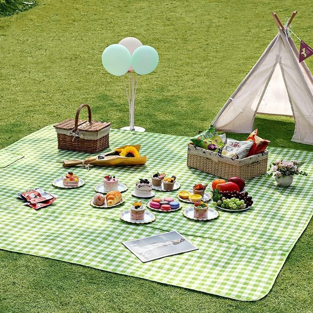 piknik-matto 200 x 200 cm, vihreä hinta ja tiedot | Muut retkeilyvarusteet | hobbyhall.fi