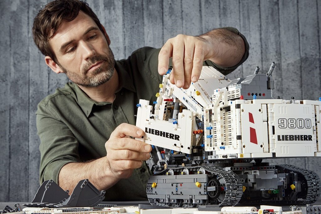 42100 LEGO® Technic Liebherr R 9800 kaivinkone hinta ja tiedot | LEGOT ja rakennuslelut | hobbyhall.fi