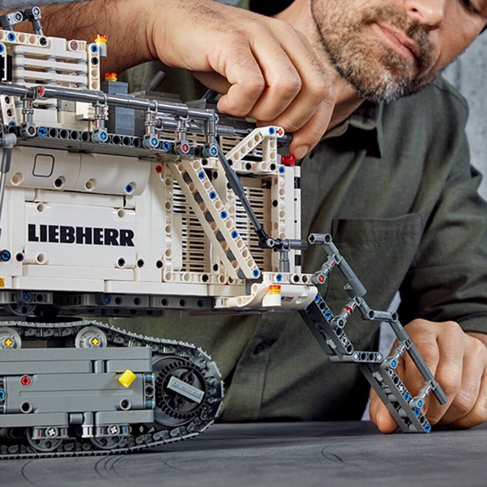 42100 LEGO® Technic Liebherr R 9800 kaivinkone hinta ja tiedot | LEGOT ja rakennuslelut | hobbyhall.fi
