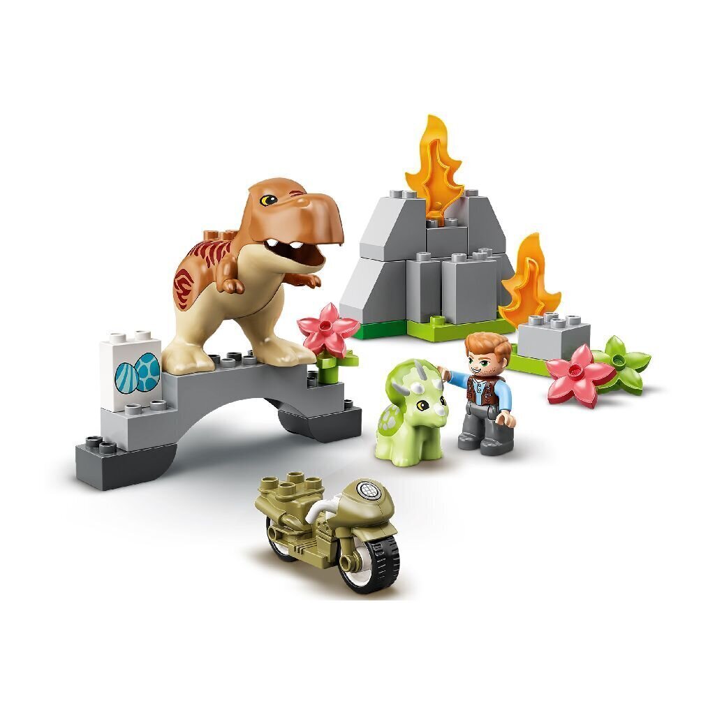 10939 LEGO® DUPLO T. rexin ja Triceratops-dinosauruksen pako hinta ja tiedot | LEGOT ja rakennuslelut | hobbyhall.fi