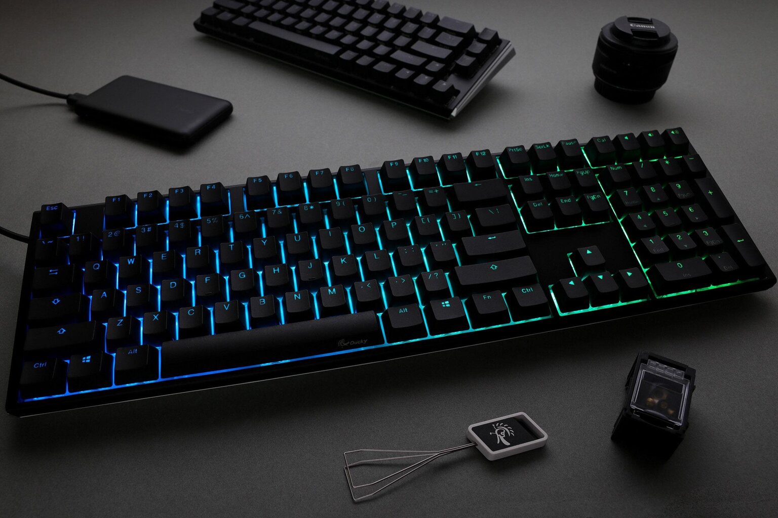 Mekaaninen näppäimistö Ducky One 3 Klassinen täysikokoinen Hotswap Cherry MX Blue, RGB, PBT-näppäimet hinta ja tiedot | Näppäimistöt | hobbyhall.fi