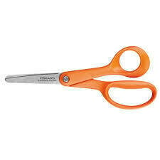 Fiskars Classic lasten sakset oikeakätiset 13 cm (Ikä 6+)