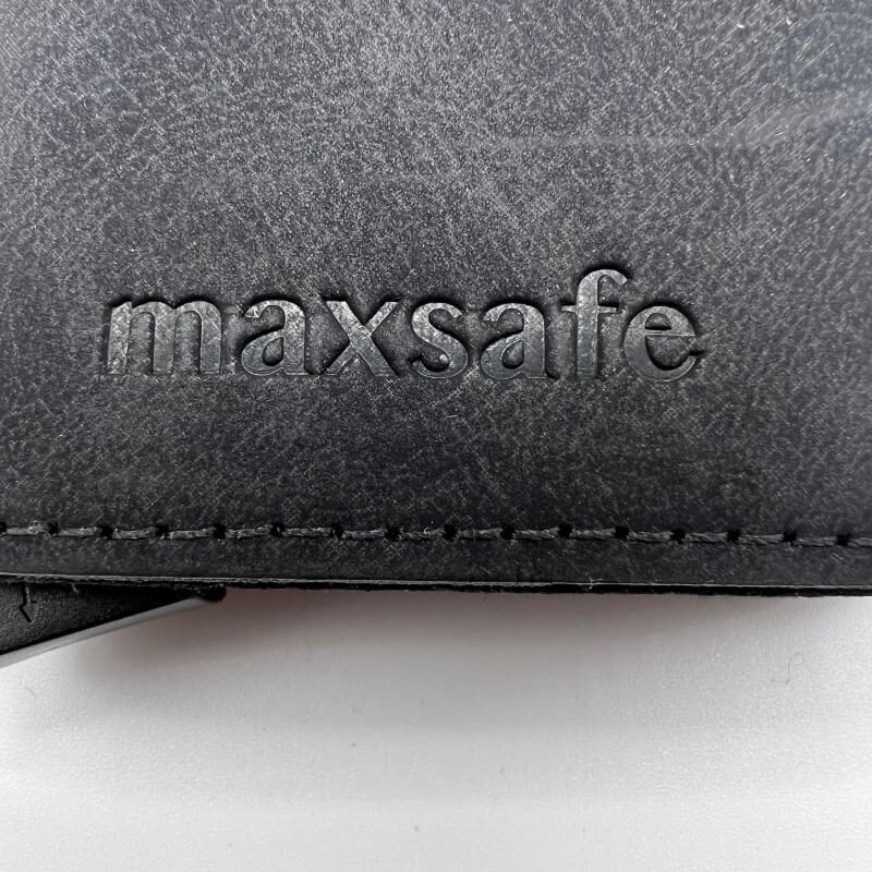 MaxSafe mini lompakko, musta hinta ja tiedot | Miesten lompakot | hobbyhall.fi