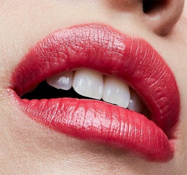 MAC Cremesheen huulipuna 3 g, 231 Pretty Boy hinta ja tiedot | Huulipunat, huulikiillot ja huulirasvat | hobbyhall.fi