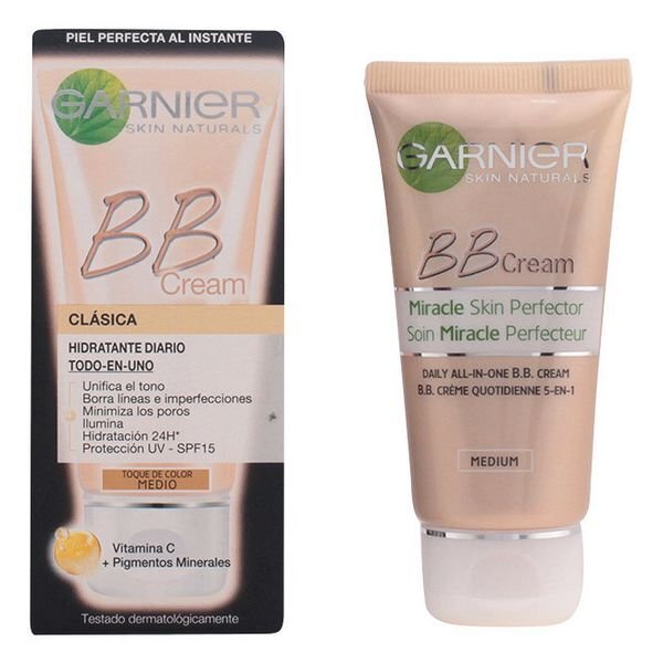 Kosteuttava ja sävyttävä voide Skin Naturals Bb Cream Garnier hinta ja tiedot | Meikkivoiteet ja puuterit | hobbyhall.fi