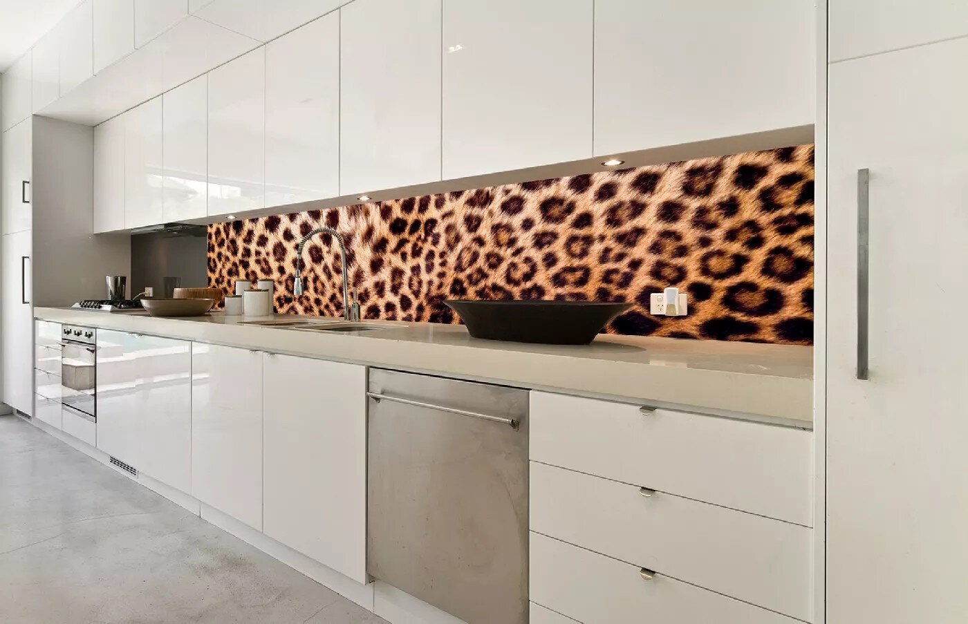 Liimavalokuvatapetti laminoidulla - Leopard skin, 350x60 cm hinta ja tiedot | Valokuvatapetit | hobbyhall.fi