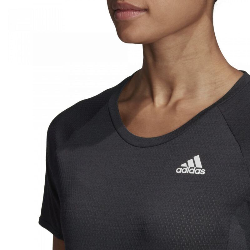 Naisten urheilupaita Adidas Runner Tee W FM7641, musta hinta ja tiedot | Naisten urheiluvaatteet | hobbyhall.fi