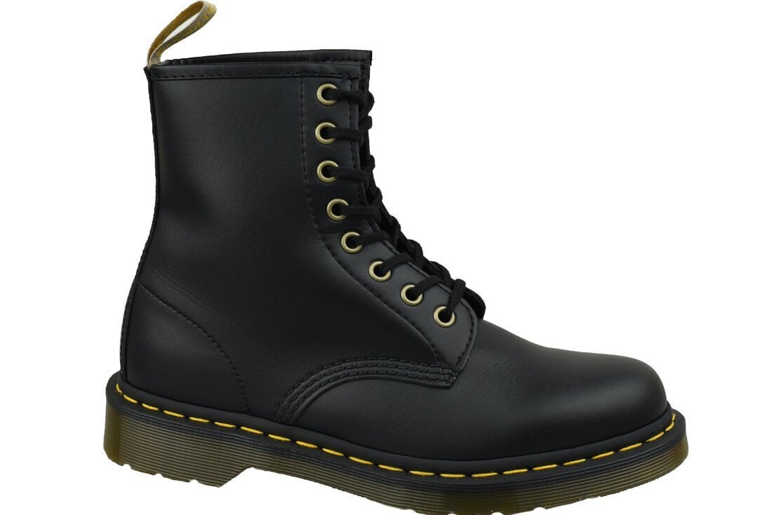 Dr Martens naisten saappaat, musta hinta ja tiedot | Naisten saappaat | hobbyhall.fi