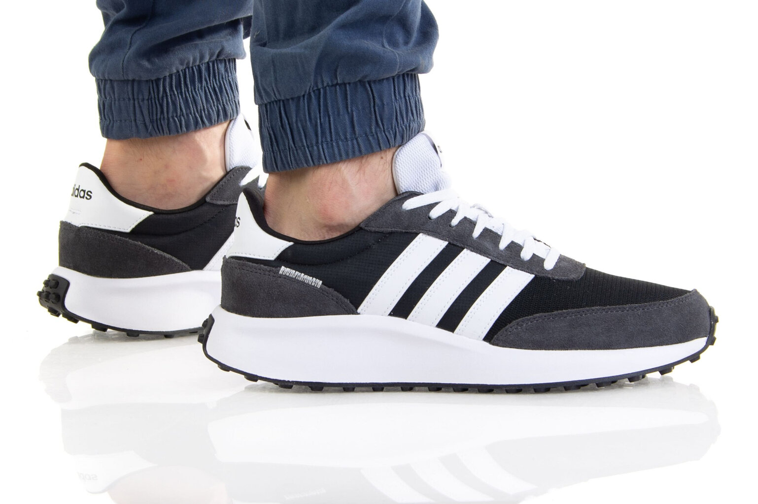 Miesten urheilukengät Adidas Run 70S GX3090, musta hinta ja tiedot | Miesten urheilu- ja vapaa-ajan kengät | hobbyhall.fi