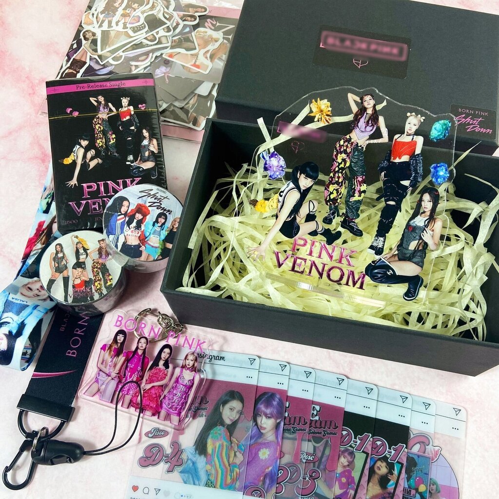 Blackpink Card Album Born Pink Lomo korttisetti hinta ja tiedot | Muut hauskat lahjaideat | hobbyhall.fi