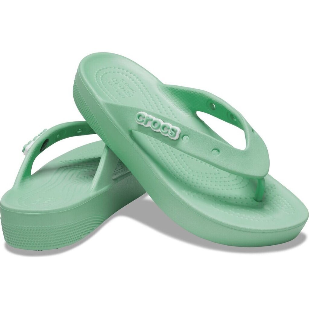 Naisten tossut Crocs™ Classic Platform Flip 231267 hinta ja tiedot | Naisten sandaalit ja tossut | hobbyhall.fi