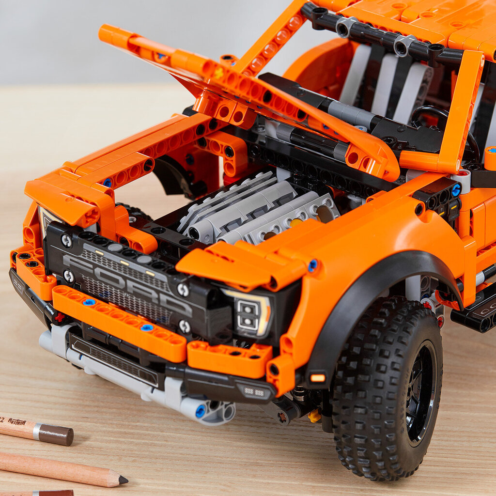 42126 LEGO® Technic Ford® F-150 Raptor hinta ja tiedot | LEGOT ja rakennuslelut | hobbyhall.fi