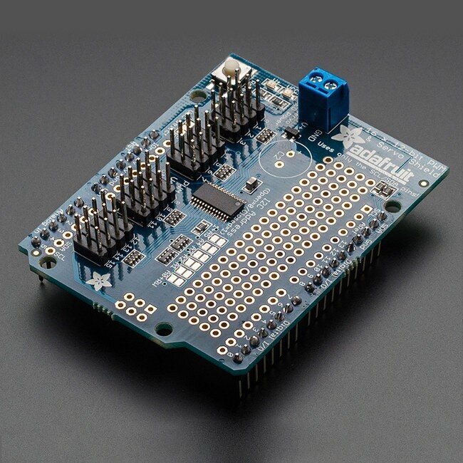 16-kanavainen 12-bittinen PWM I2C Shield Servo -ohjain hinta ja tiedot | Mikrokontrollerit | hobbyhall.fi