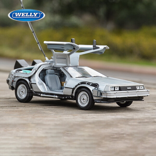 1:24 Diecast Alloy Model Car DMC-12 delorean takaisin tulevaisuuteen Time Machinen metallileluauto lapsille lelulahjakokoelma