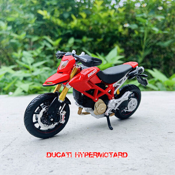 1:18 Ducati Monster 696 moottoripyörä malli lelu simulointi metalliseos veturi koriste kokoelma lahja malli auto