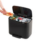 Brabantia Bo Poljinroska-astia 3 x 11L, Matt Black hinta ja tiedot | Roska-astiat | hobbyhall.fi