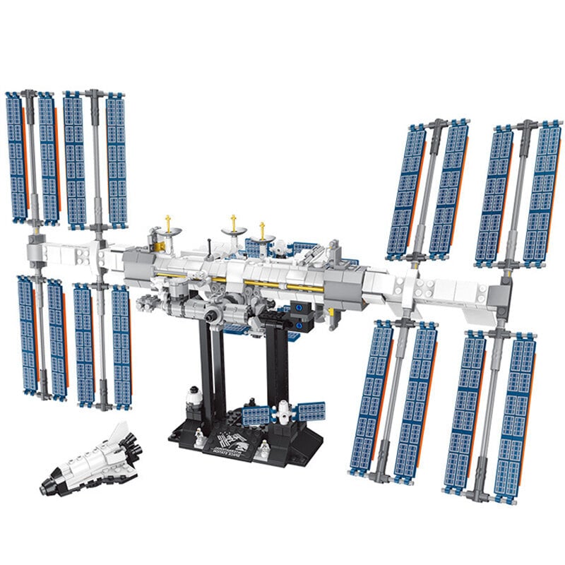 Legp ISS Ideas International Space Station 21321 -rakennussarja, aikuisten setti esille, tekee upean syntymäpäivälahjan hinta ja tiedot | Palapelit | hobbyhall.fi