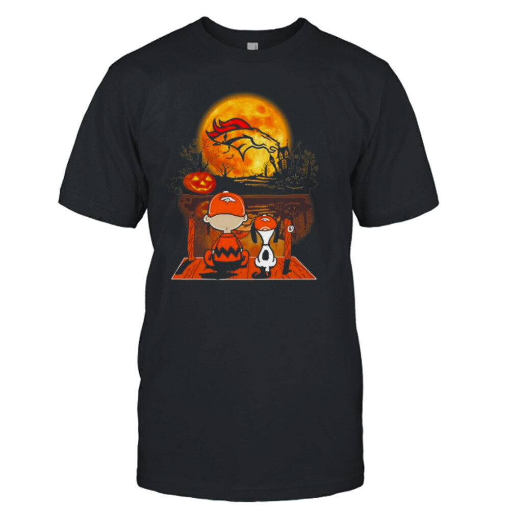 Snoopy And Charlie Brown Denver Broncos Sitting Under Moon Halloween 2023 T-shirt hinta ja tiedot | Miesten T-paidat | hobbyhall.fi