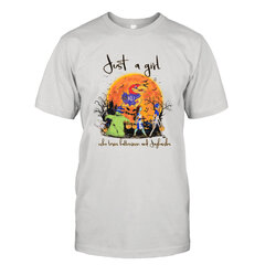 Just a girl who loves Halloween and Kansas Jayhawks shirt hinta ja tiedot | Miesten T-paidat | hobbyhall.fi