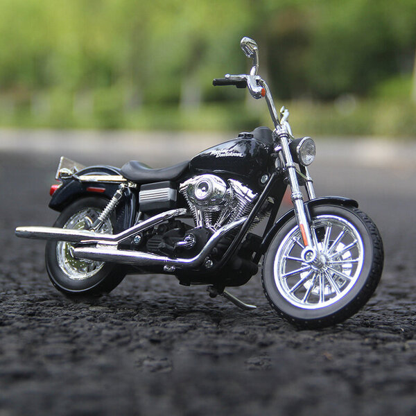 Maisto 1:12 Harley Davidson 2014 SPORTSTER IRON 883 Moottoripyörä malli Lelu Vehicle Collection Shork-Absorber Off Road Lelut Auto