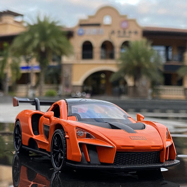 1/32 McLaren Senna metalliseos Urheiluautomallit Metallileluajoneuvot Lapset