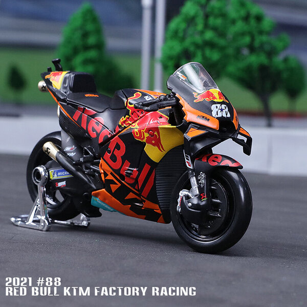 Maisto 1:18 2022 Yamaha Factory Racing Team #20 Fabio Quartararo #21 Lisenssi Alloy Motorcycle Model Toy