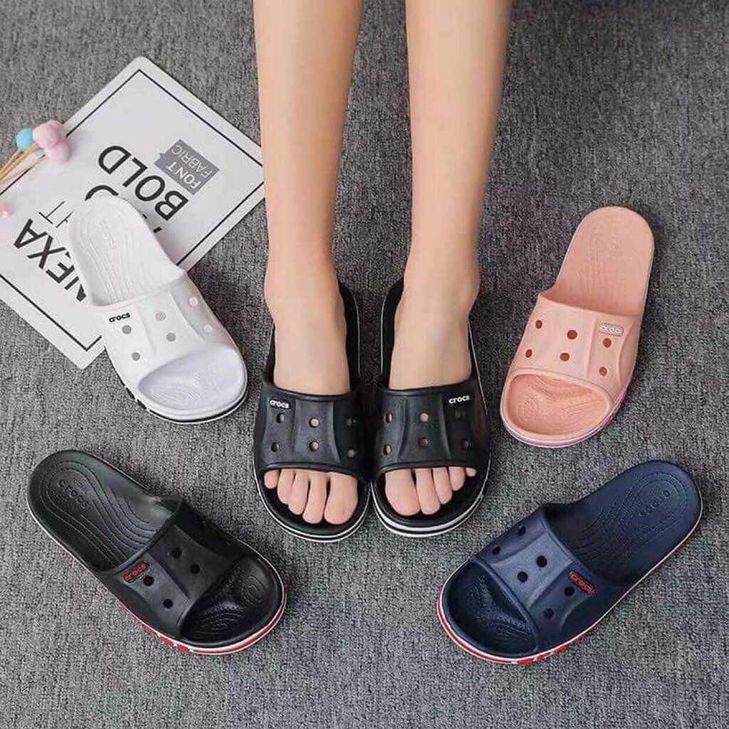 Crocs™ vapaa-ajan kengät Bayaband Slide, musta hinta ja tiedot | Naisten sandaalit ja tossut | hobbyhall.fi