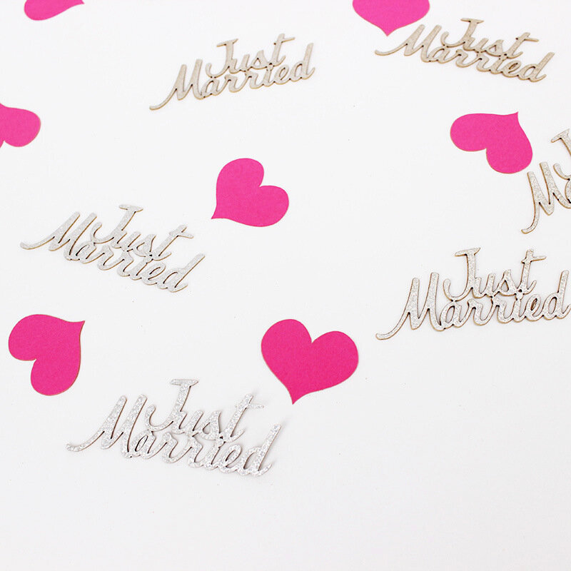 50 kpl/erä Mr&Mrs Confetti hääkoristeet Just Married Glitter - juuri naimisissa sydän hinta ja tiedot | Hauskat juhlapelit ja -tuotteet | hobbyhall.fi