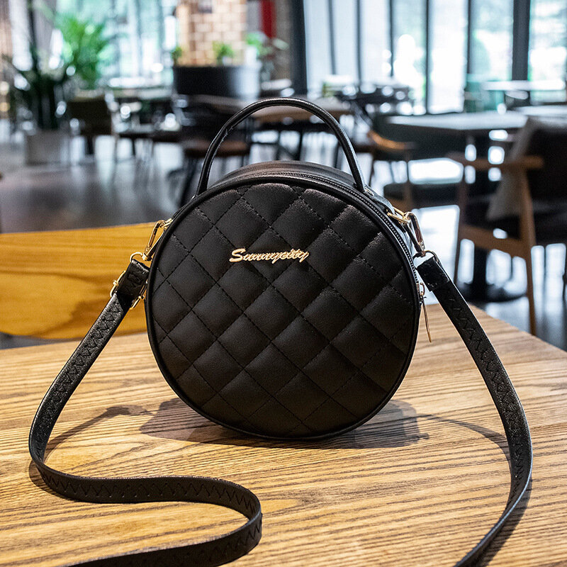 Käsilaukut high-end Design Pieni pyöreä laukku Naisten käsilaukku Trend Muoti Yksi olkalaukku Crossbody Laukku Nainen Kainalolaukku hinta ja tiedot | Naisten käsilaukut | hobbyhall.fi