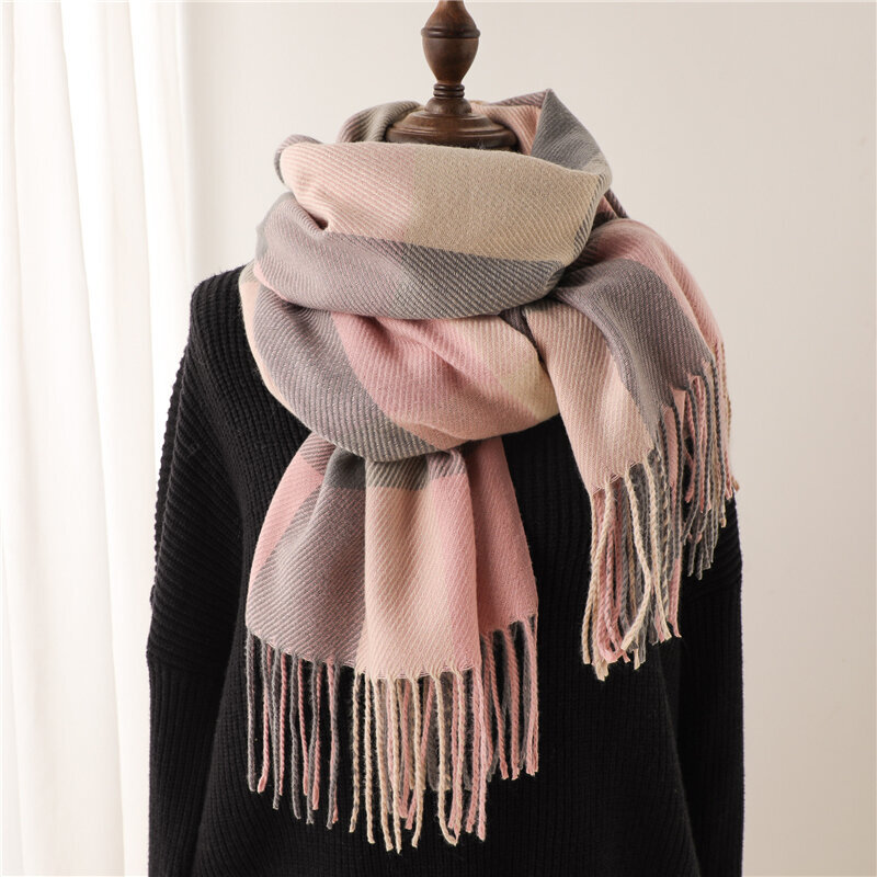 (WT72-5)Ylellinen ruudullinen huivi Talvi Lämmin Cashmere Naisten Pitkä Pashmina Foulard Naisten Huivit Lady Tupsu Huivi kääreet 2024 Suunnittelu Uusi hinta ja tiedot | Naisten huivit | hobbyhall.fi