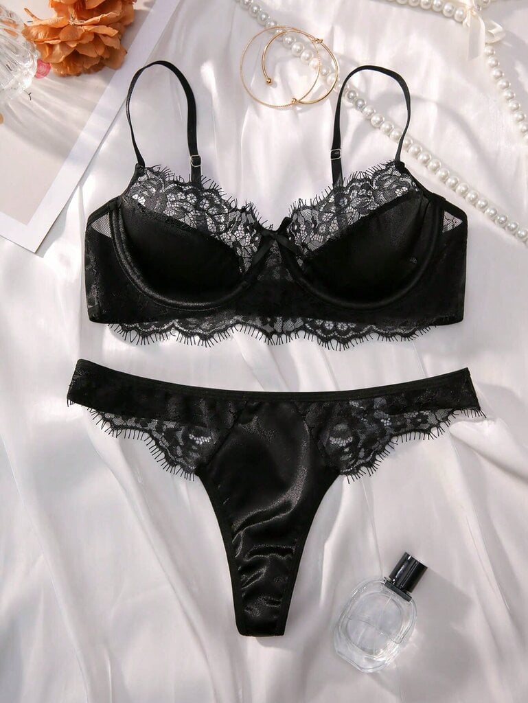 Contrast Lace Underwire Alusvaatteet Set · Black · M hinta ja tiedot | Naisten alushousut | hobbyhall.fi