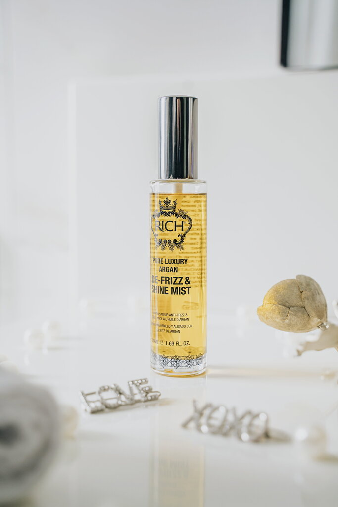 Rich Pure Luxury Argan De-Frizz & Shine Mist 50 ml hinta ja tiedot | Naamiot, öljyt ja seerumit | hobbyhall.fi