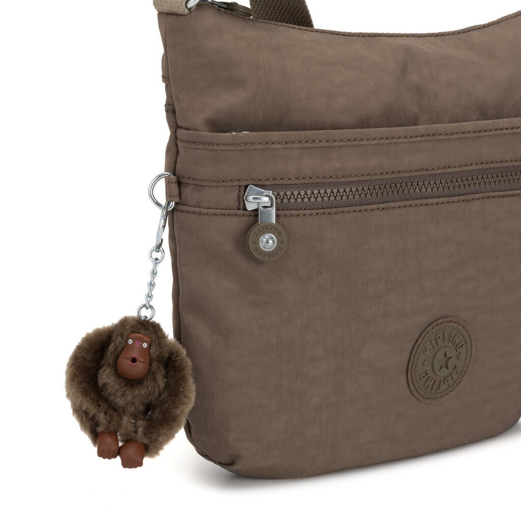 Kipling Arto -olkalaukku, beige hinta ja tiedot | Naisten käsilaukut | hobbyhall.fi