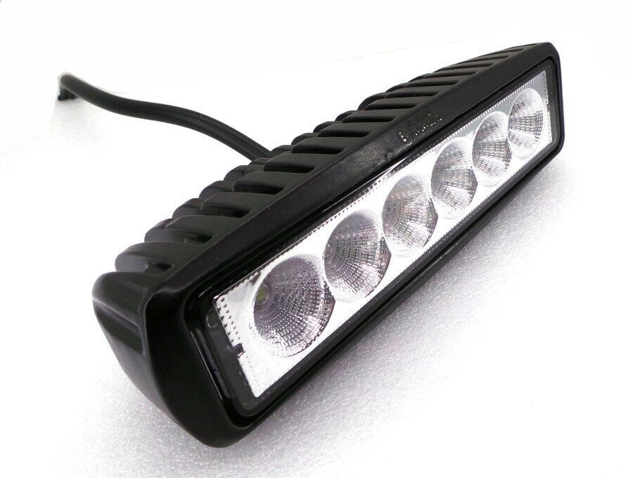 Loistelamppu cree LED IP67 1800lm 12-24V - 1 kpl. hinta ja tiedot | Lisätarvikkeet autoiluun | hobbyhall.fi